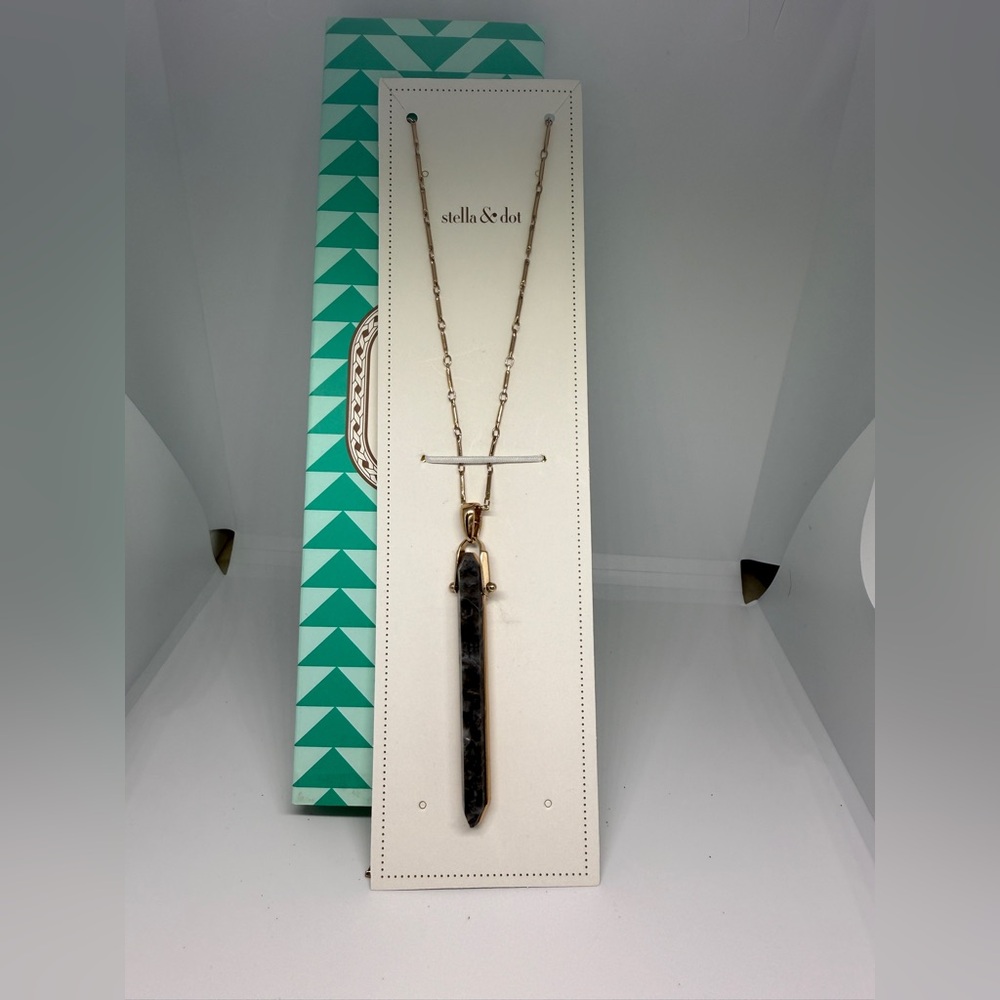 Stella & Dot Stone Rebel Pendant Necklace‎ Rose Gold